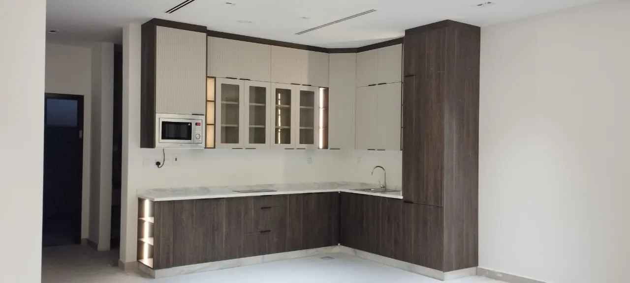 Custom kitchen cabinetry installation, Dubai villa — photo 6