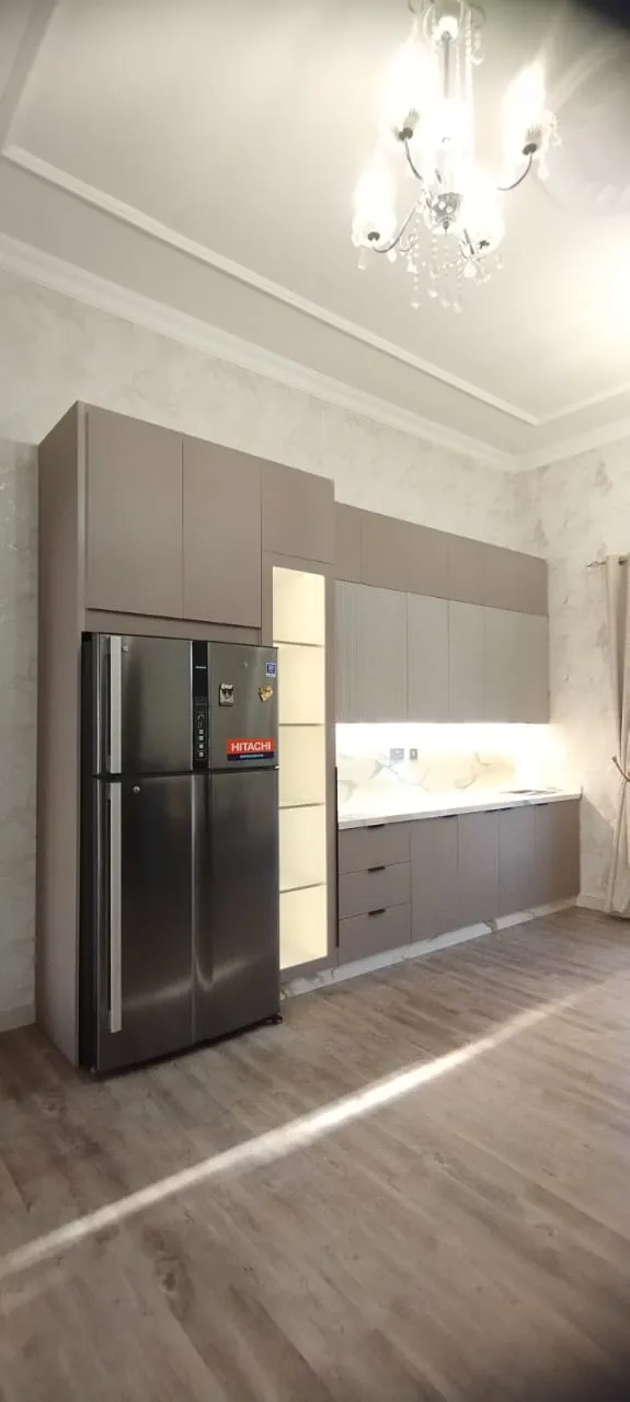 Custom kitchen cabinetry installation, Dubai villa — photo 8