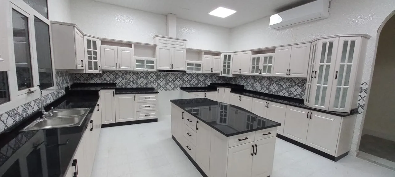 Custom kitchen cabinetry installation, Dubai villa — photo 10