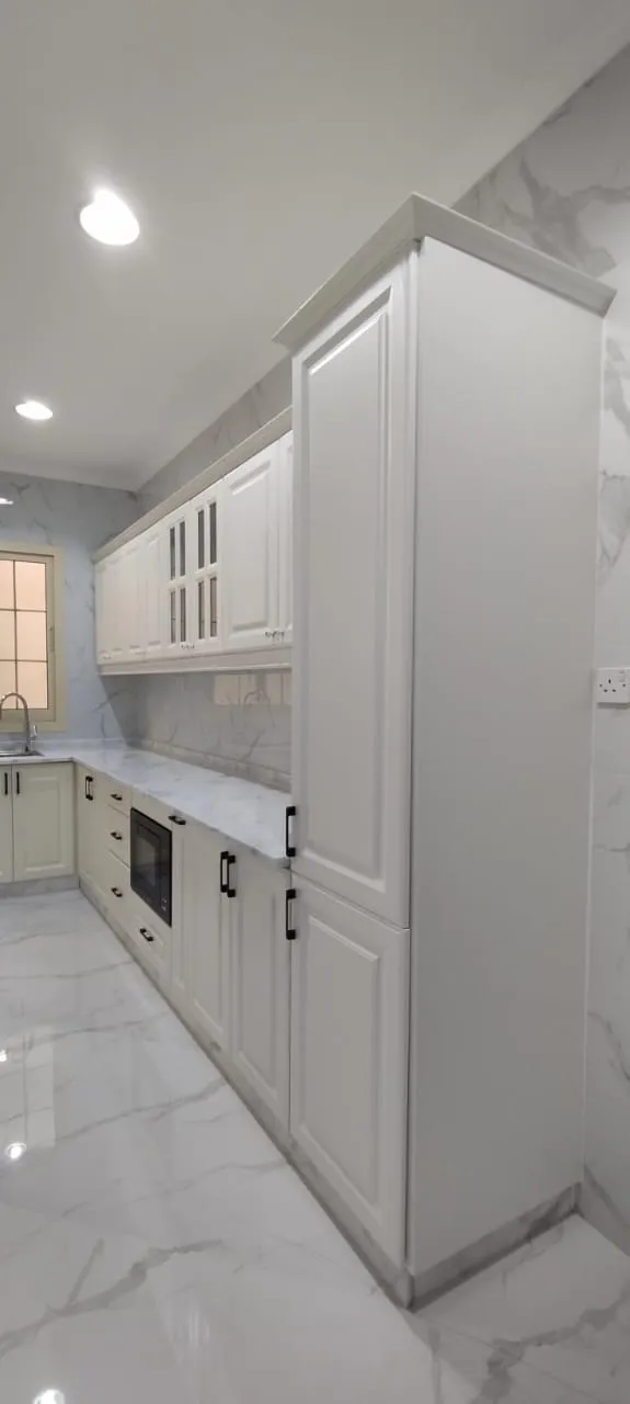 Custom kitchen cabinetry installation, Dubai villa — photo 11