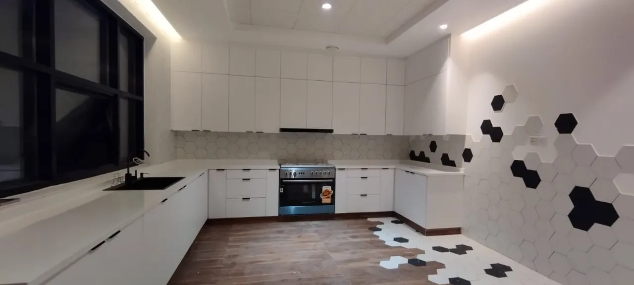 Custom kitchen cabinetry installation, Dubai villa — photo 13