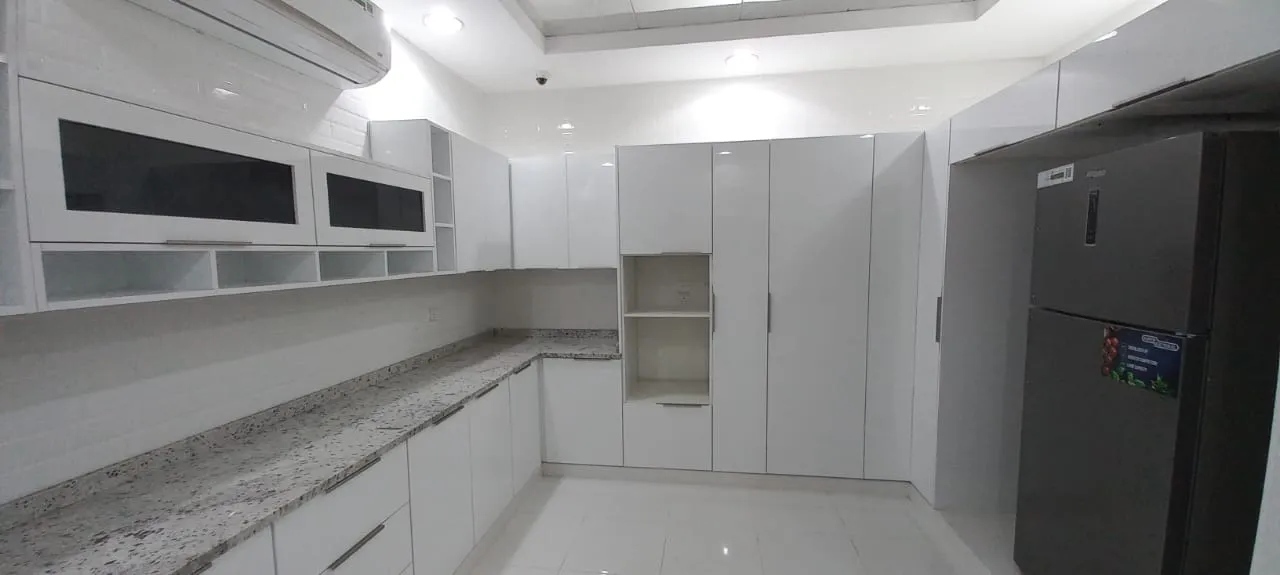 Custom kitchen cabinetry installation, Dubai villa — photo 21