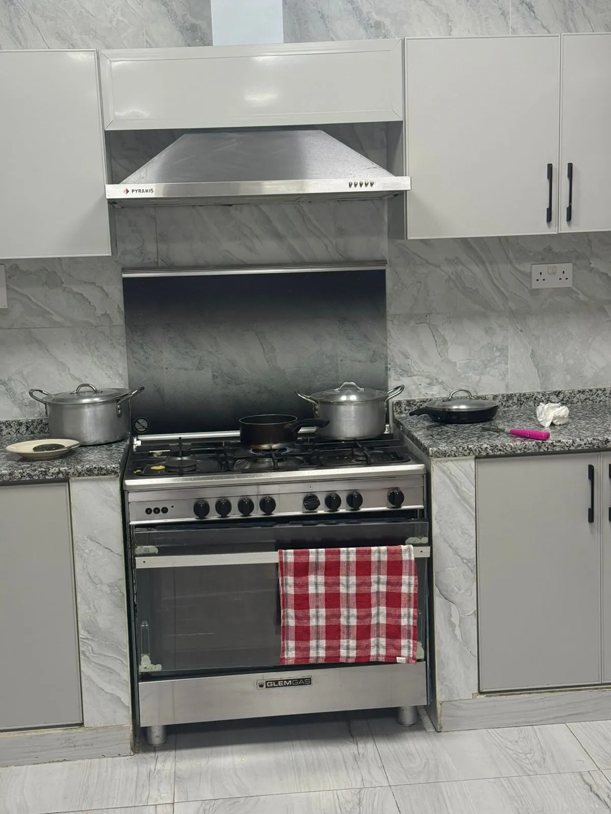 Custom kitchen cabinetry installation, Dubai villa — photo 41